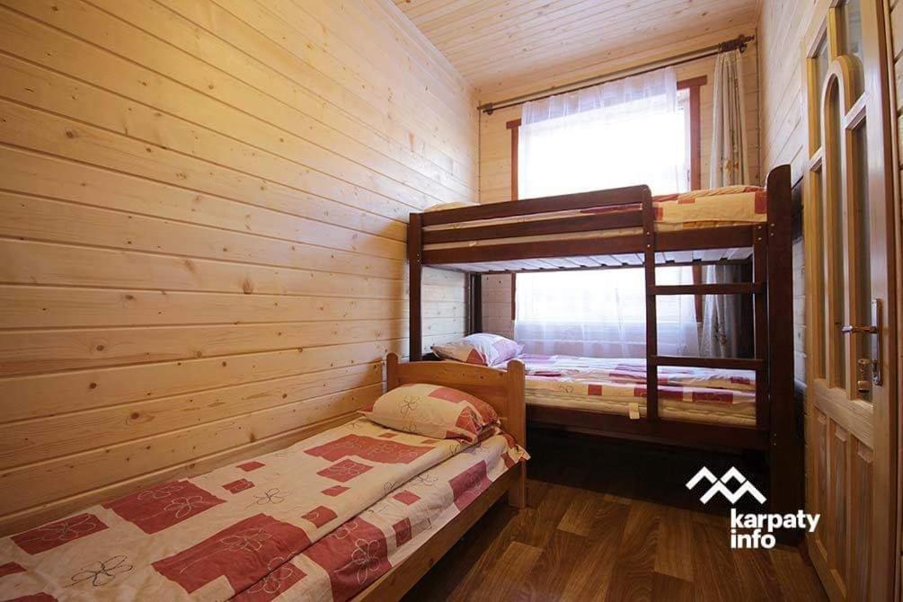 Дім З Видом На Гори. Vizhenka Exterior photo