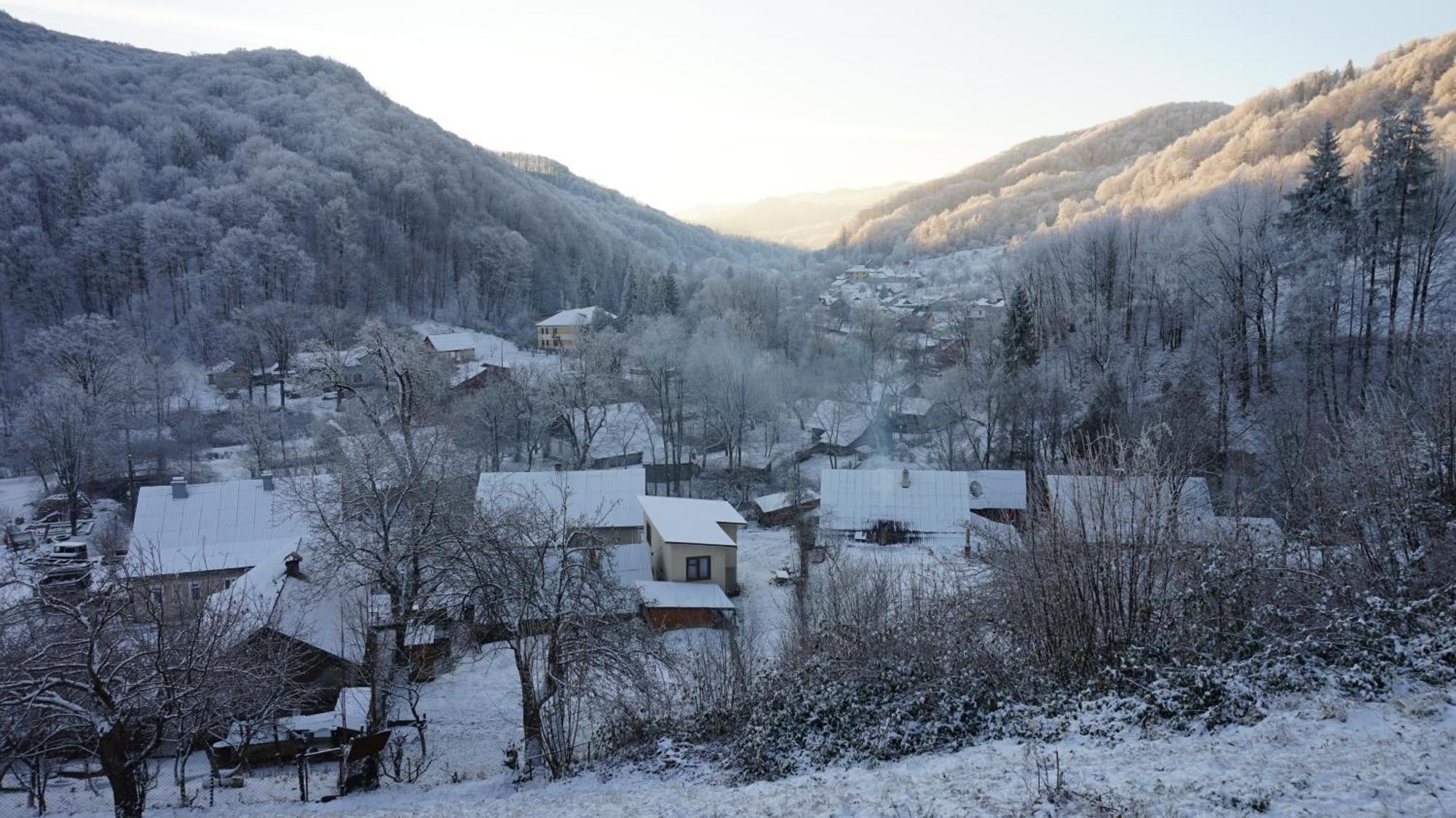 Дім З Видом На Гори. Vizhenka Exterior photo